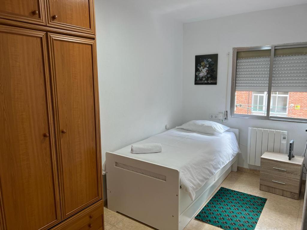 C8 Comodo Piso De 3 Habitaciones Cerca Del Centro De Madrid Eksteriør bilde